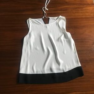 Ann Taylor Sleeveless Top B&W